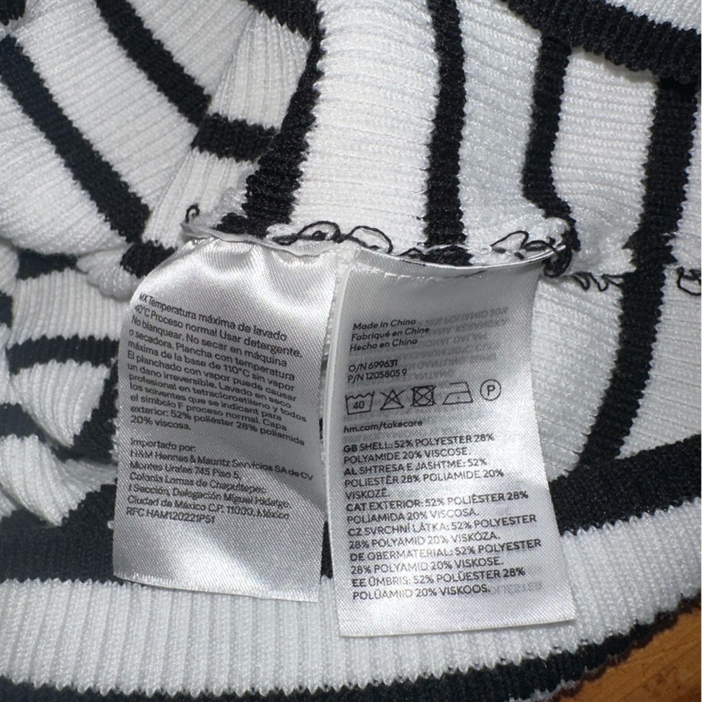 H&M Divided Black & White Striped Long Sleeve Bodycon Dress Sz Small - Picture 7 of 7
